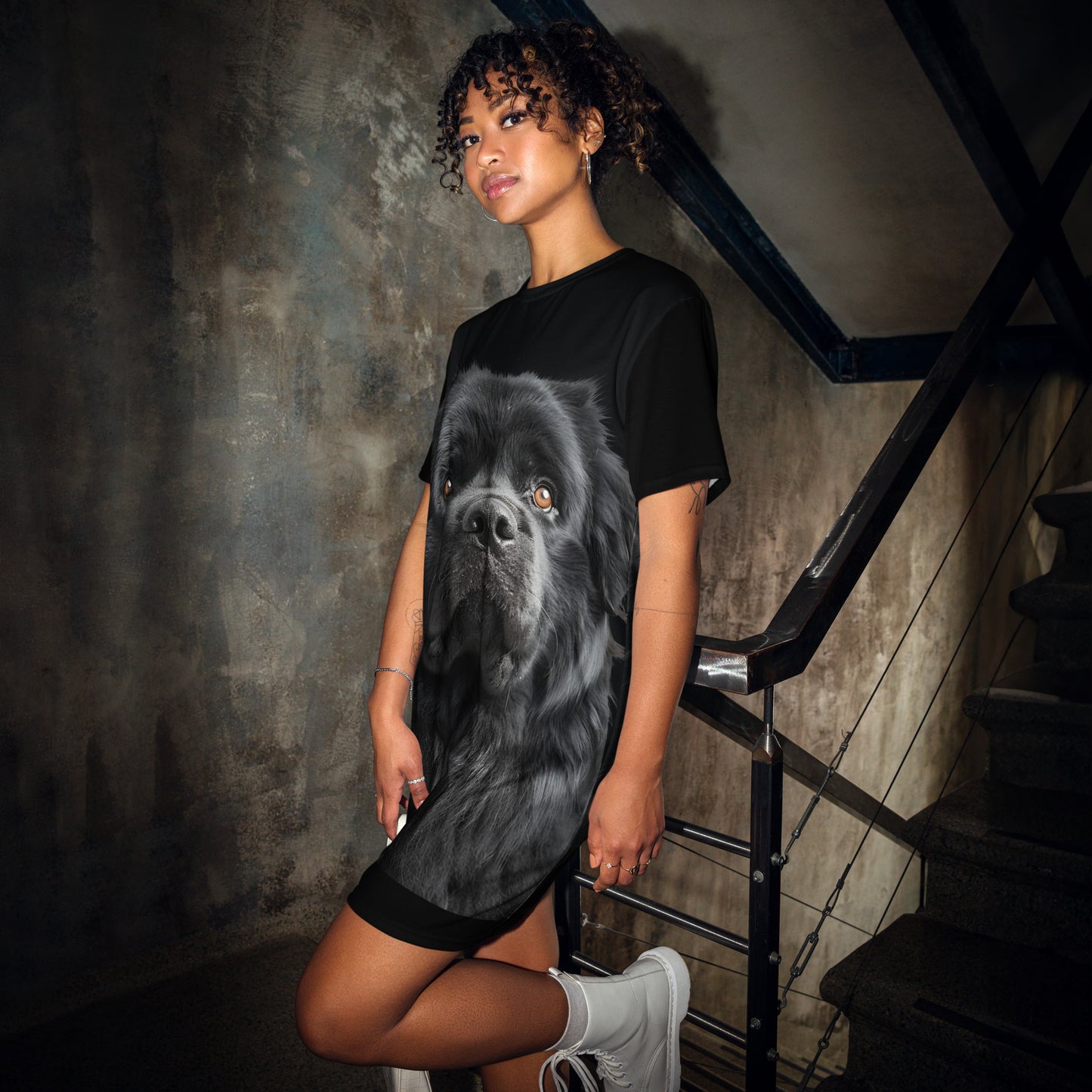 Golden Black Lab T-shirt dress